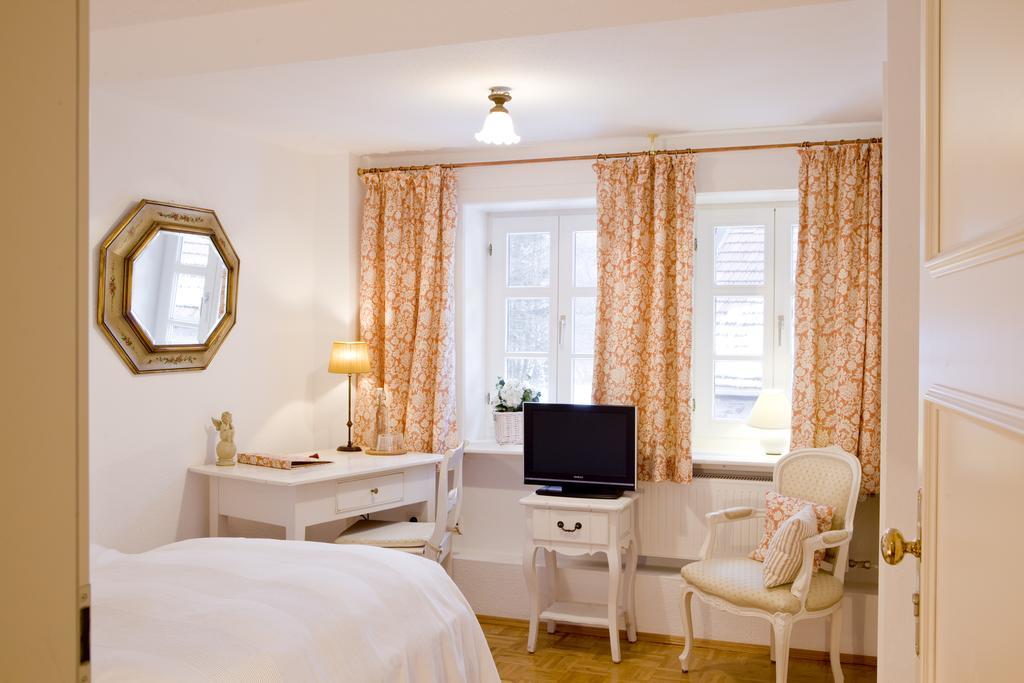 Romantik Hotel Landhaus Baerenmuehle Frankenau Exteriör bild
